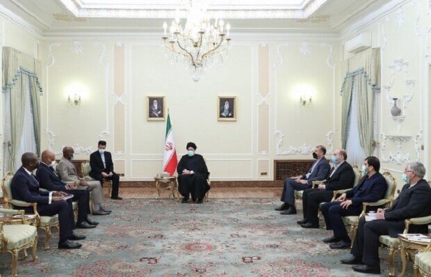 دیدار وزیر امور خارجه توگو با رئیسی 