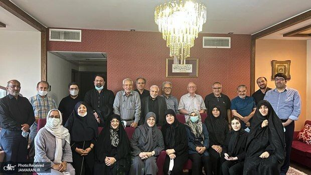 دیدار اصلاح طلبان با همسر مصطفی تاجزاده/ عکس 
