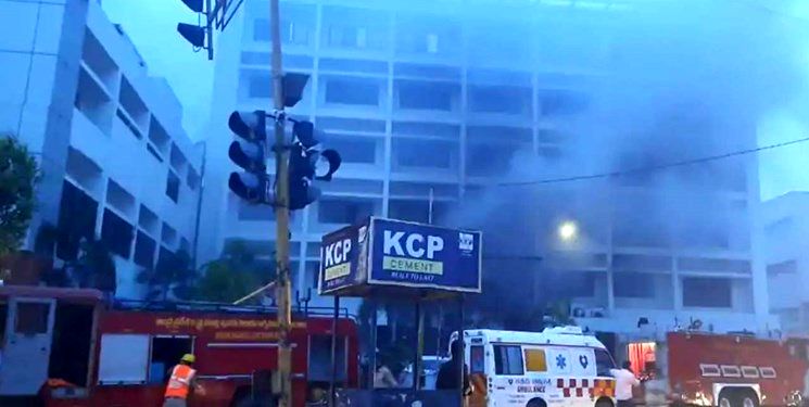 مرگ 13 کرونایی به دلیل آتش‌سوزی در یک بیمارستان!
