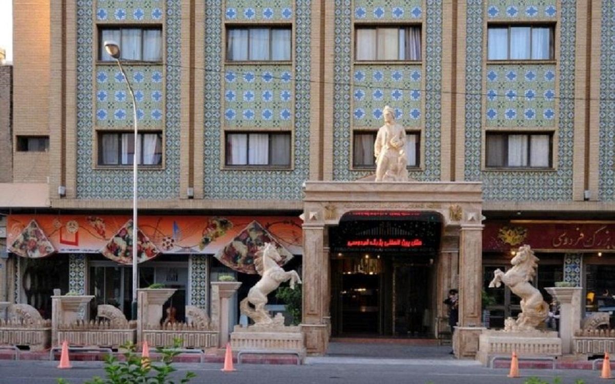 قیمت یک شب اقامت در هتل فردوسی تهران