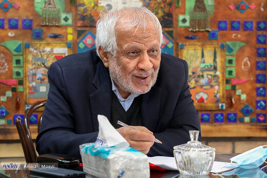 بادامچیان: خاتمی و احمدی نژاد ظرفیتی برای نظام بودند اما...