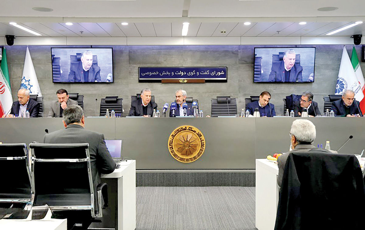 پاسخ وزیر اقتصاد به ابهامات ارزی