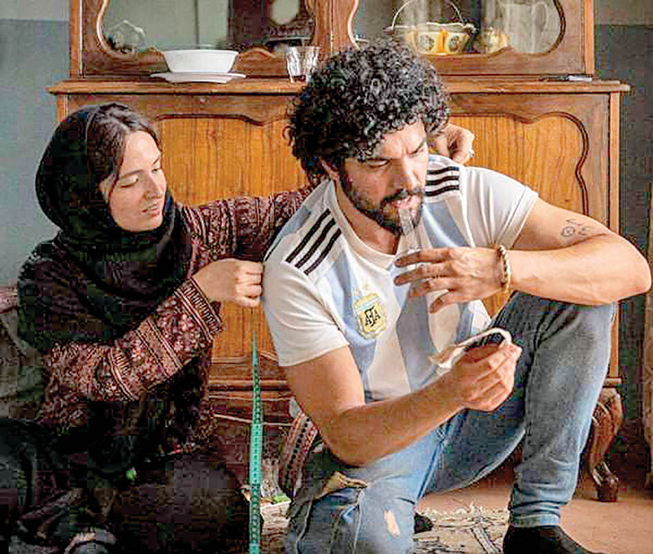 «شادروان» به اکران آنلاین رسید