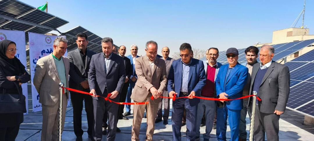 افتتاح نیروگاه خورشیدی بانک ملی آذربایجان شرقی