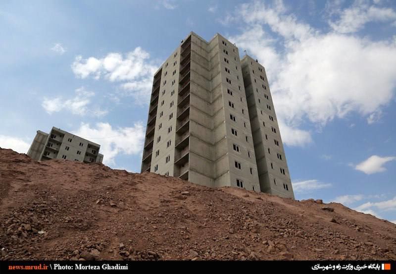 گاز و برق مانع تحویل «مسکن‌ملی» شده است؛ گزارش رسمی از پردیس