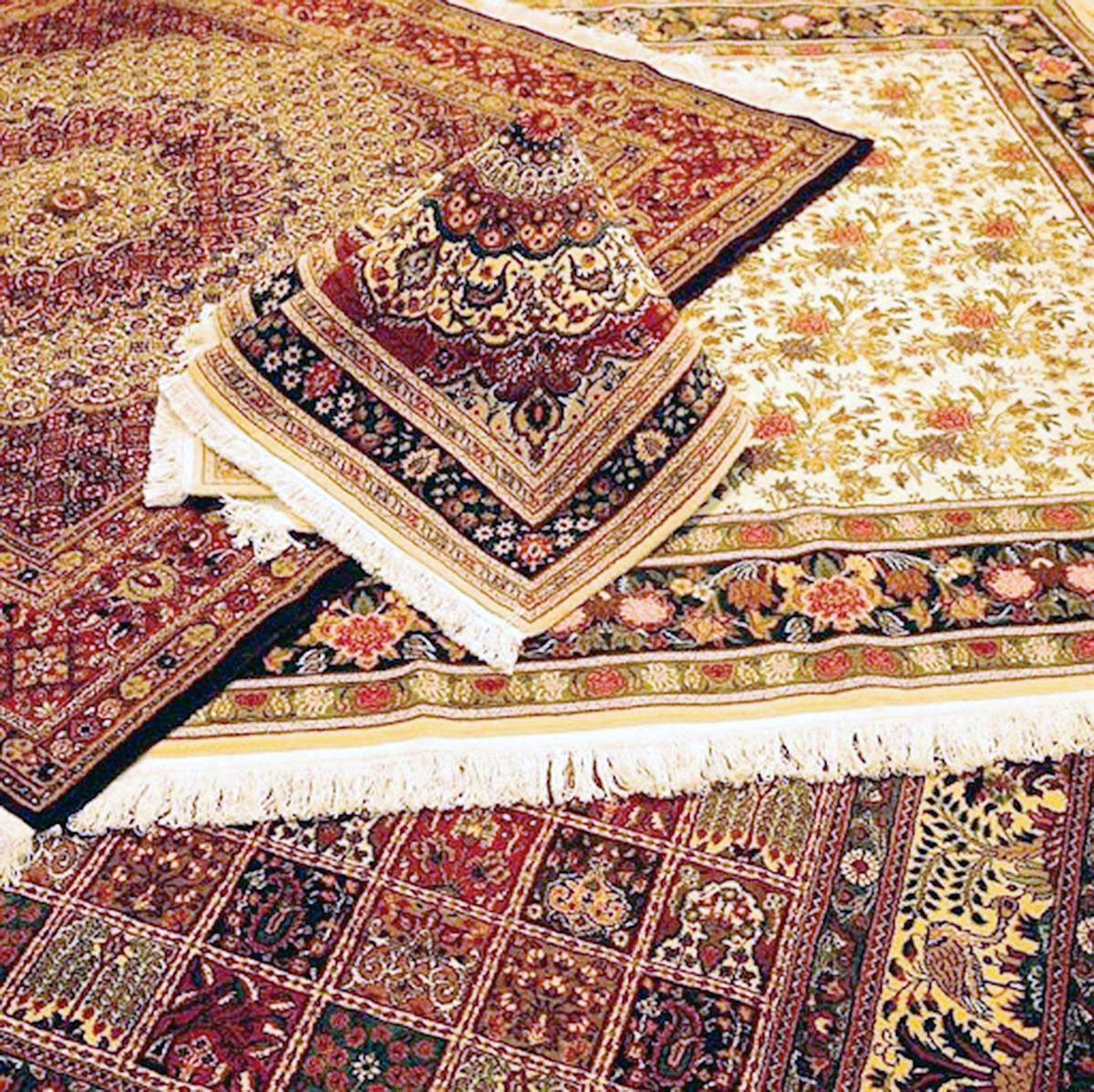 فرش دست باف ایرانی شناسنامه دار می‌شود