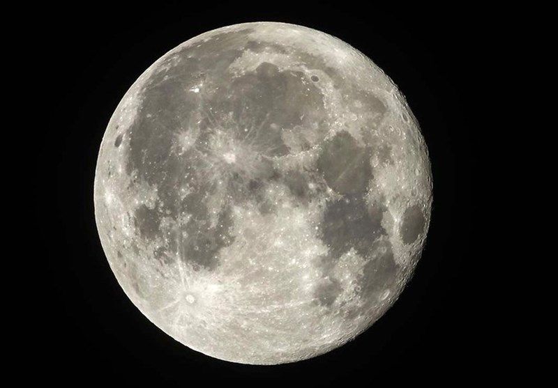 ناسا یک زن را برای اولین بار به ماه می‌فرستد