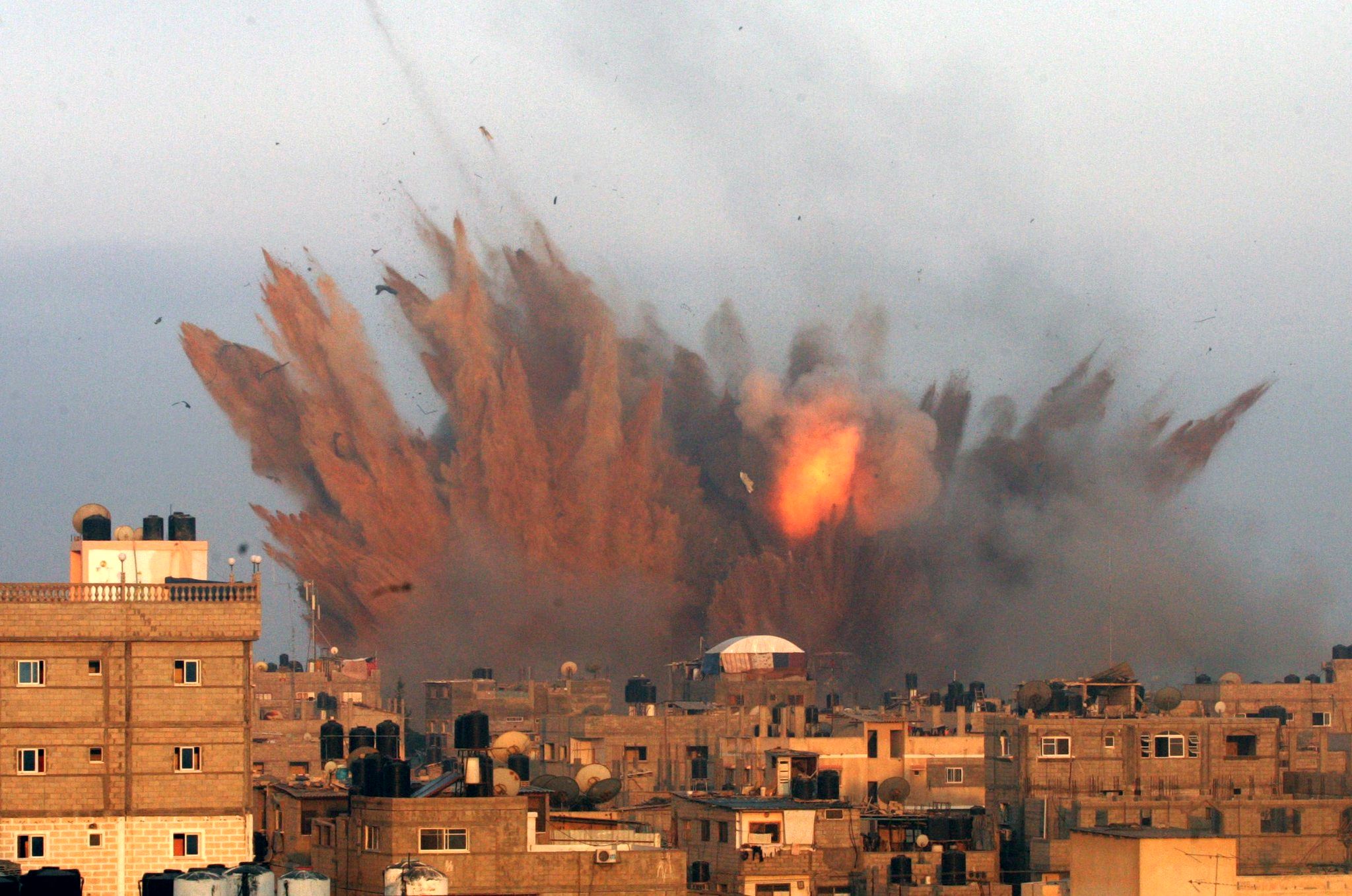 فوری/ غزه زیر بمباران سنگین اسرائیل/ از آتش‌بس خبری نیست!