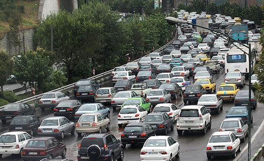 ترافیک سنگین/ ورودی‌های تهران قفل شد