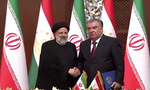 کیف عجیب در دست محافظان رئیس جمهور تاجیکستان در تهران/ عکس