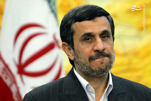 حمله تند احمدی نژاد به قراردادهای دولت با چین و روسیه