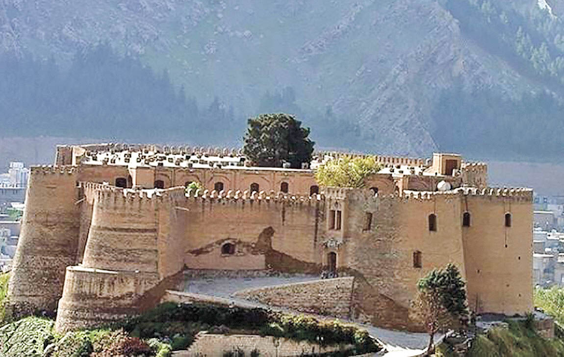شکوه مدفون