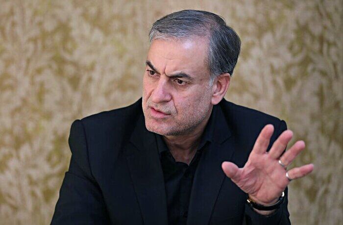 انتقاد شدید احمدی بیغش از قالیباف درباره مولدسازی اموال دولت: ​مجلس از مردم عقب‌تر است