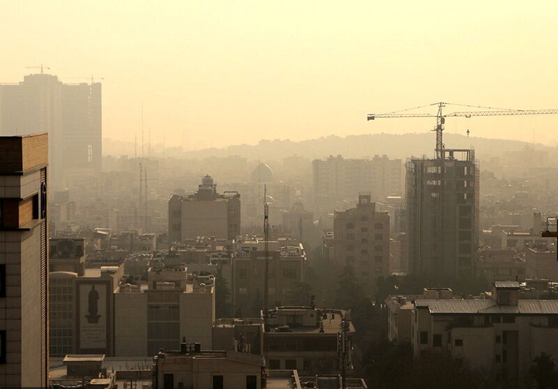 هشدار به بیماران قلبی و ریوی نسبت به آلودگی هوای تهران