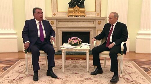 رفتار غیرعادی پوتین در دیدار با رئیس جمهور تاجیکستان/ عکس 