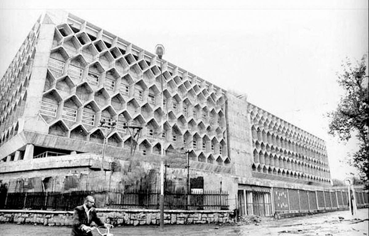  فرمانفرمائیان؛ طراح ساختمان‌های بلندمرتبه