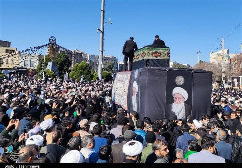 حضور چهره های سرشناس سیاسی در مراسم تشییع ‌پیکر آیت‌الله صافی گلپایگانی