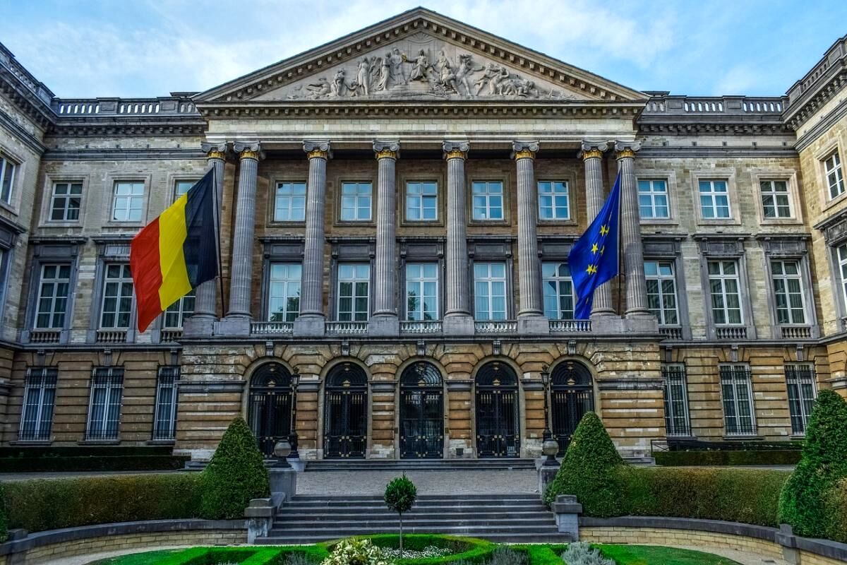 رای جدید دادگاه قانون اساسی بلژیک درباره معاهده مبادله زندانی با ایران