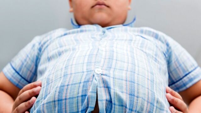 توصیه‌هایی برای مهار چاقیِ کودکان