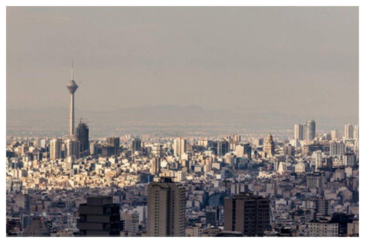 تهران غبارآلود می‌ماند/ پیش‌بینی کاهش دما تا 4 درجه