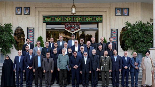 بیانیه تهدیدآمیز دولت سیزدهم خطاب به ترامپ / مرگ ذلیلانه در انتظار اوست