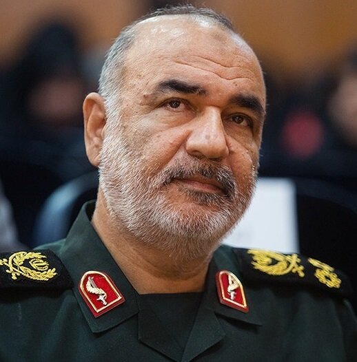 فرمانده کل سپاه: توهمات دشمن به جایی نمی‌رسد/ فتنه اخیر را گورستان ‌آمریکایی‌ها می‌کنیم
