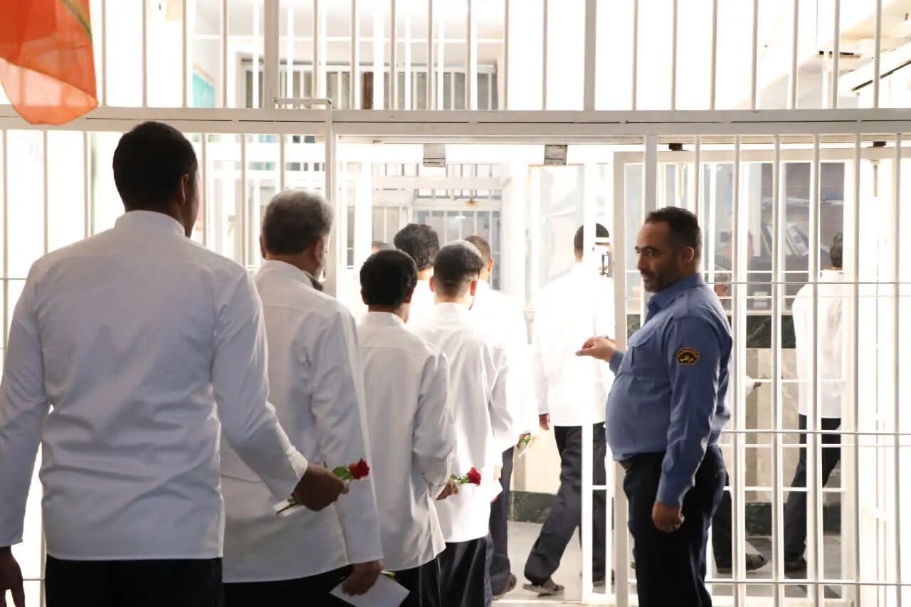۱۰۶ زندانی جرائم غیرعمد در لرستان چشم انتظار کمک خیران هستند