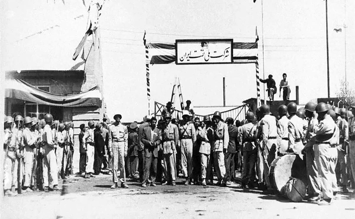 مصدق،نفت و کودتا
