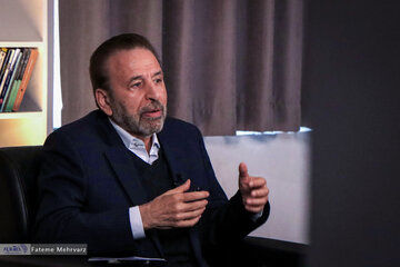 واعظی: بعد از جنگ تحمیلی شرایط نامطلوب اقتصادی مردم را تحت فشار قرار داده است / پرهیز از هرگونه تخریب و تفرقه نوعی دفاع ملی است