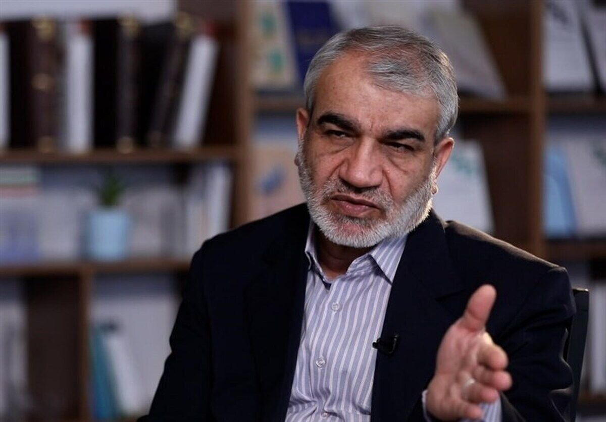 10 نکته درباره سخنان اخیر کدخدایی درباره لبوبو/ خودتان را دست کم نگیرید، اختراع نظارت استصوابی شما بسیار شگرف‌تر است!