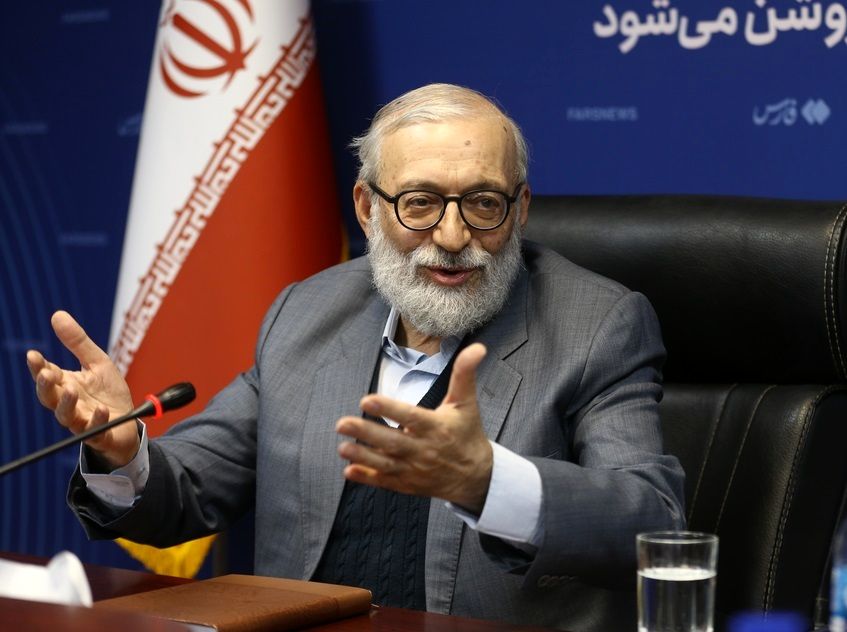 لاریجانی: هیلاری کلینتون گفته باید تماسمان را با جامعه روحانیت در ایران بیشتر کنیم