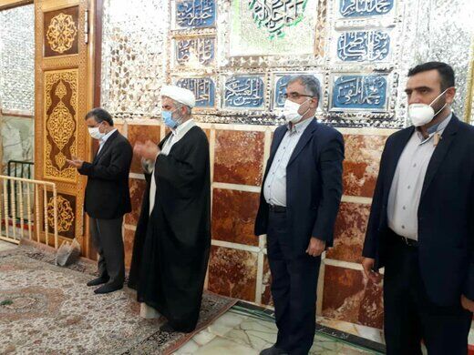تصاویری از حضور احمدی نژاد در قم