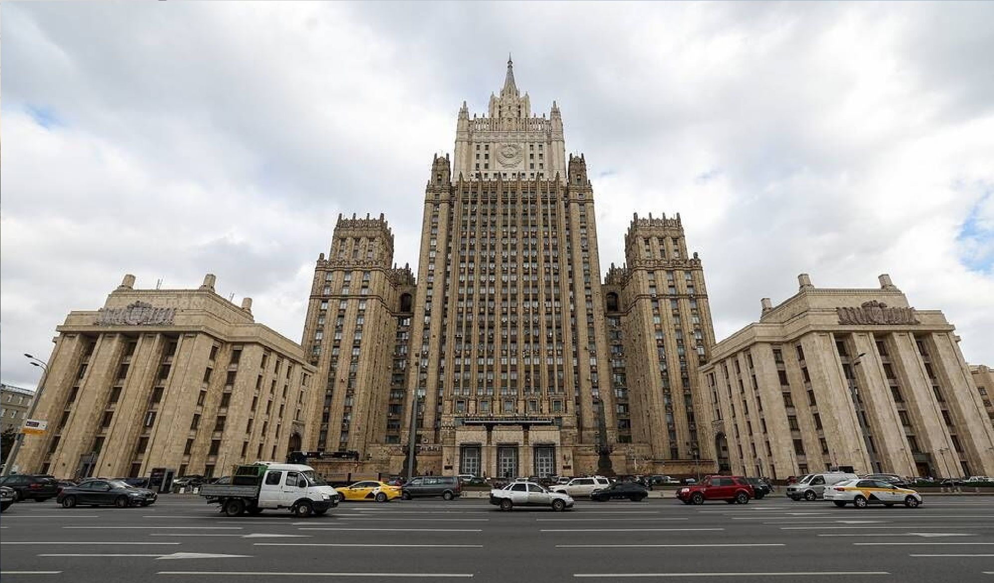 واکنش مسکو به پیام تبریک سفارت آمریکا به زنان روس + عکس