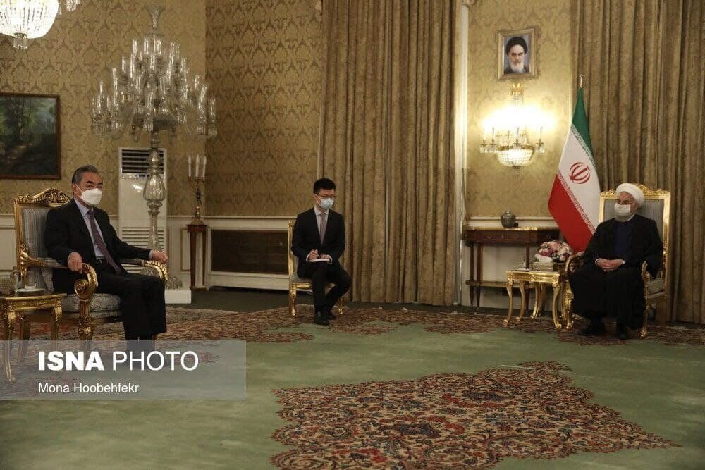روحانی: سند ۲۵ ساله، چشم انداز رابطه ایران و چین را مشخص می کند
