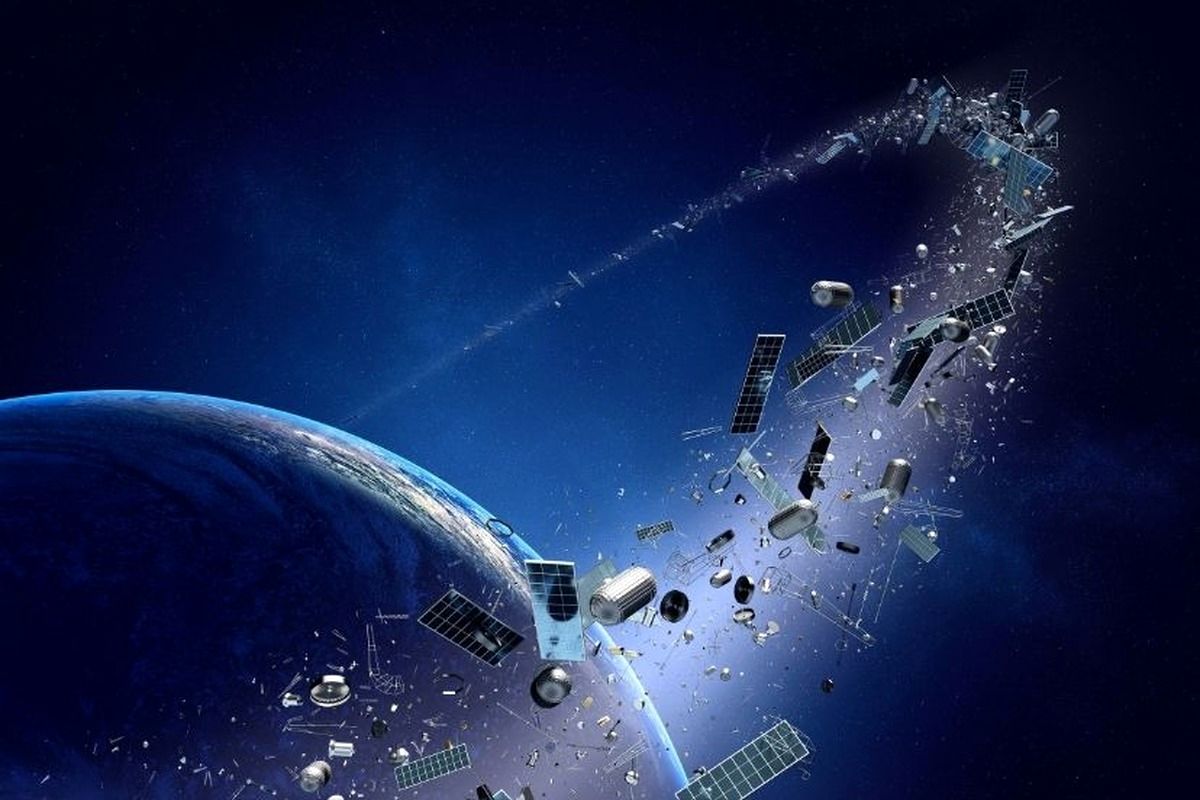زباله فضایی به دام افتاد/ موشک پیر ژاپنی در فضا شکار شد