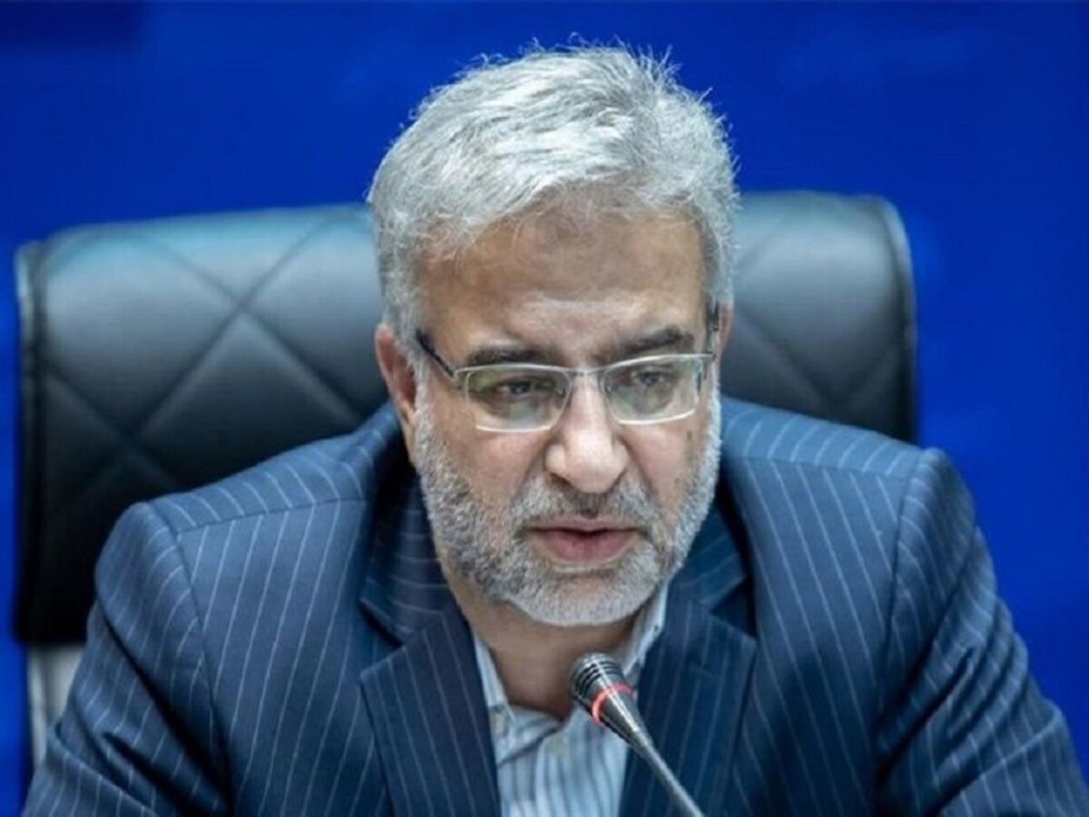 هشدار یک نماینده به دولت: ثابت شود فرزندان زاهدی وفا در خارج هستند، خط قرمز مجلس است!