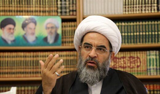 آیت الله فاضل لنکرانی: رفتار خشن نیروهای امنیتی با مردم خوزستان قابل قبول نیست /مسئولین مقصر محاکمه شوند