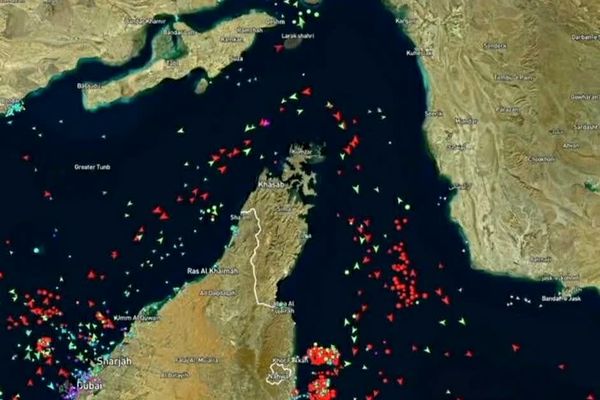 چرا در جنگ آمریکا و اسرائیل با ایران، پترو دلار مورد توجه قرار گرفته است؟