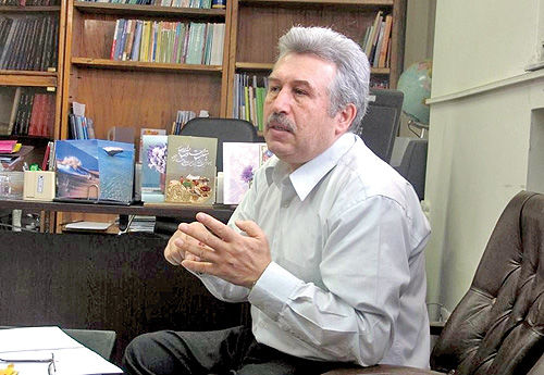 تک‌نرخی شدن ارز، تنها راه نجات اقتصاد است