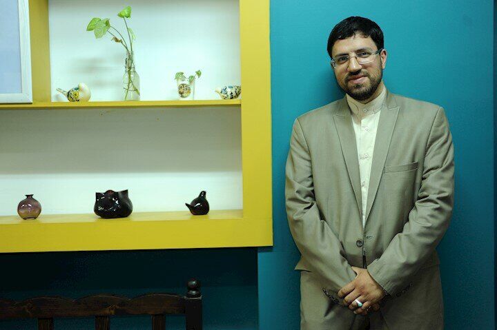 گفت وگوی متفاوت با فرزند شهید صیاد شیرازی/ بحث زبان انگلیسی و ریاضیات برای پدرم بسیار پررنگ بود 