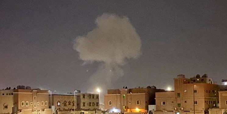 انفجار در شهر دمام عربستان / به تاسیسات نفتی آرامکو حمله شده است