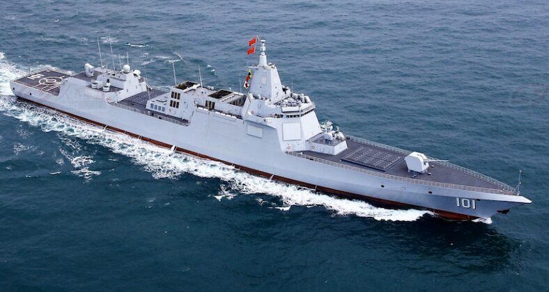 کابوس آمریکا به آب انداخته شد /«قوی‌ترین کشتی جنگی جهان» از راه رسید