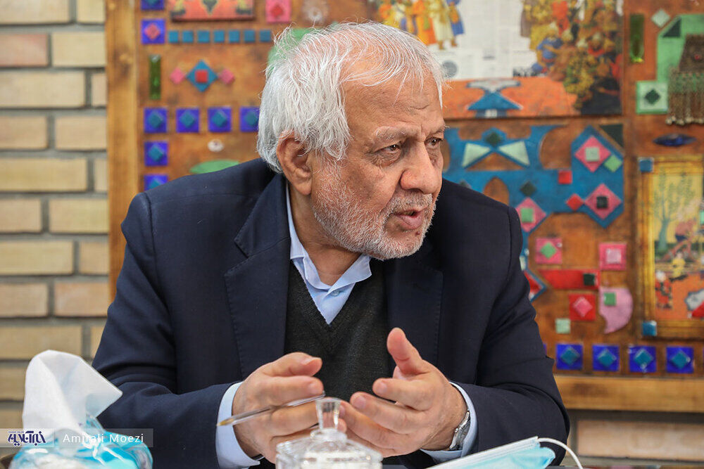 بادامچیان: مردم می ترسند کشور پادگان شود/اصلاح طلبان حاضر نیستند قبول کنند که افراطی هستند