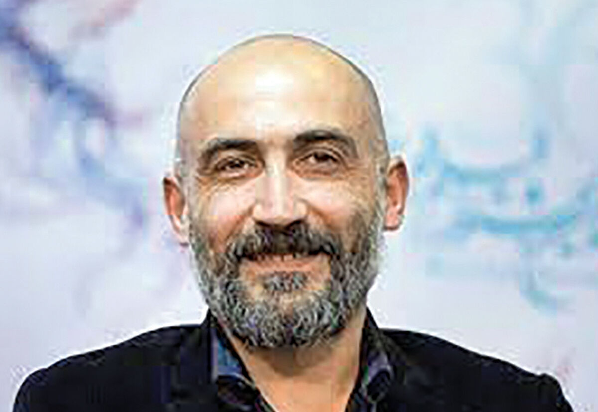موقعیت متفاوت هادی 