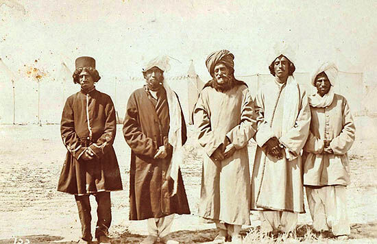 میدان‌داری مالکان بزرگ