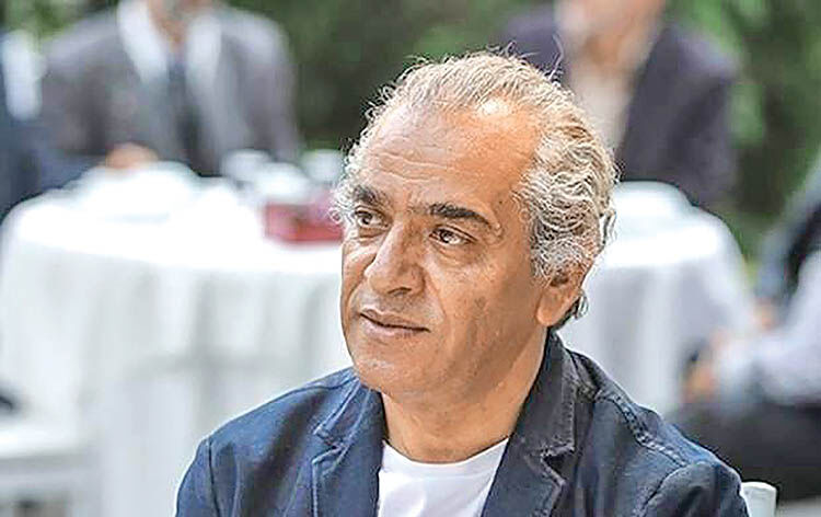 خوب عزیز من درست غذا بخور!