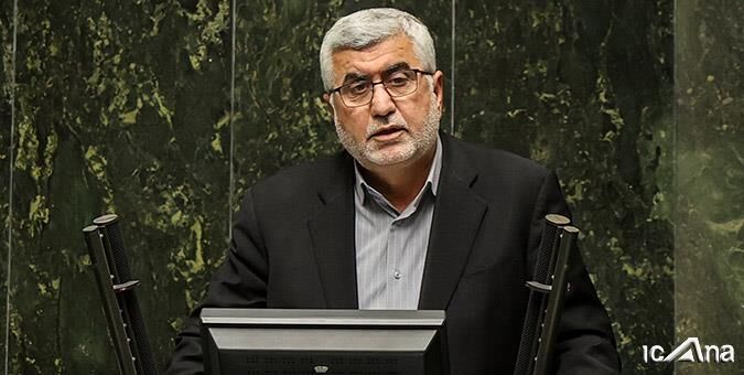 ورناصری در مخالفت با هاشمی: برای واگذاری امور ورزش به مردم برنامه ای ندارد