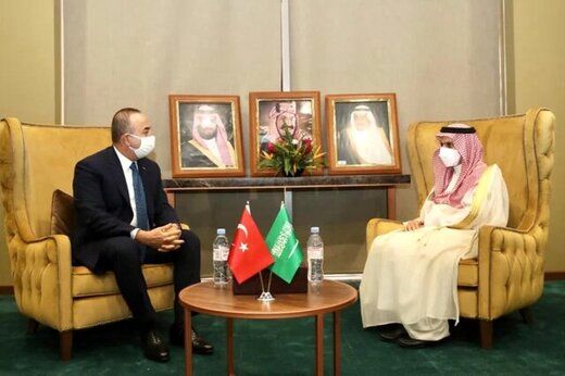 دیدار وزیران خارجه ترکیه و عربستان