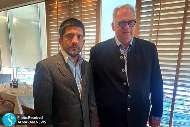 علیرضا دبیر آمریکا را تهدید کرد: اگر ویزا ندهند...