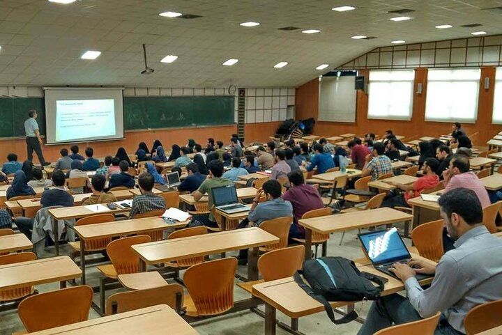 استفاده از ظرفیت اساتید بازنشسته در دانشگاهها تصویب شد + جزئیات
